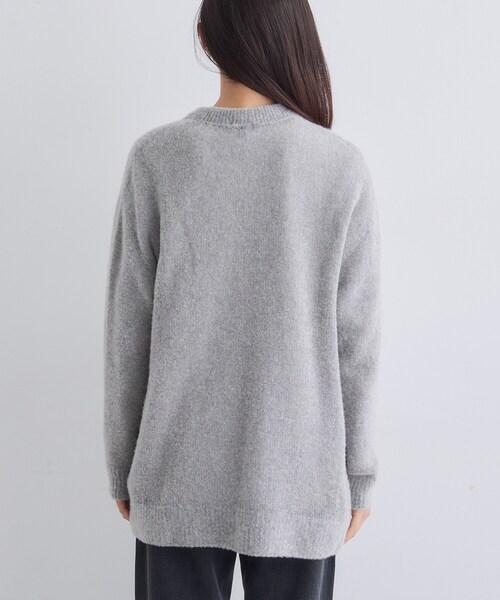 INDIVI（インディヴィ）の「【エアリー素材】ブークレ着流しニットカーディガン（カーディガン/ボレロ・レディース・ナチュラル/チャコールグレー/グレー・38/15 /13/05）」の5枚目の写真