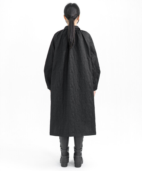 Bshop(ビショップ)の「eunoia | ジャガード ラウンドカラーロングコート WOMEN(その他アウター・レディース・クリーム/ブラック・ONE)」の6枚目の写真