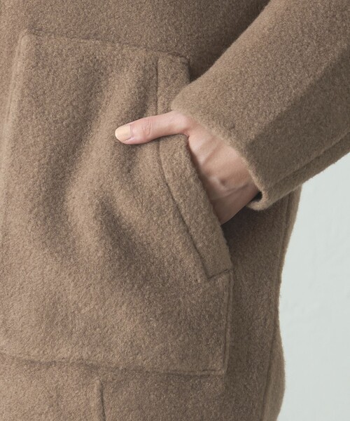 CAST:(キャストコロン)の「ボンディングリバーシブルミドルコート(ノーカラーコート・レディース・オフホワイト/ブラウン系その他5・M/S)」の14枚目の写真