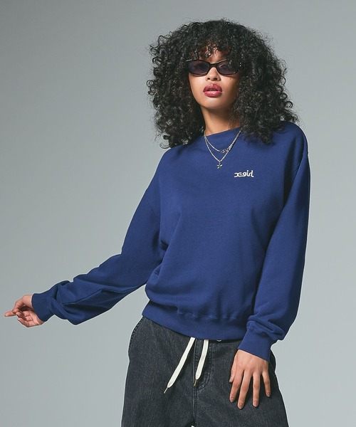 X-girl（エックスガール）の「FACE PATCH AND LOGO CREWNECK SWEAT TOP