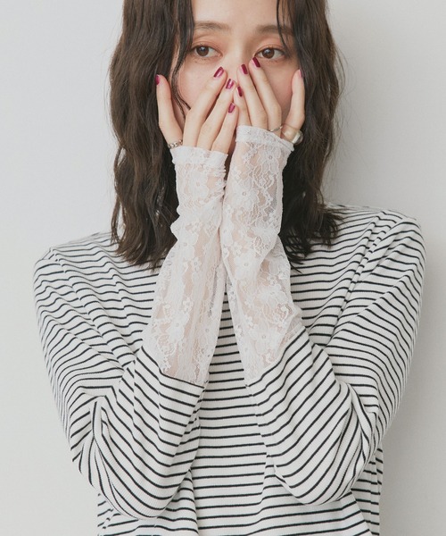 ad thie（アドティエ）の「袖切替ラメシアー レース アソートトップス（Tシャツ/カットソー・レディース・ブラック系2/ホワイト系2/グレー系2/ブラウン系2/カーキ系2/ベージュ系2/ホワイト系1/ブラウン系1/ベージュ系1/ブラック系1/グレー系1/カーキ系1/ホワイト系3/ブラック系3/ピンク系/ブルー系/ホワイト系その他/ホワイト系その他2・MEDIUM/LARGE/LL/SMALL）」の2枚目の写真