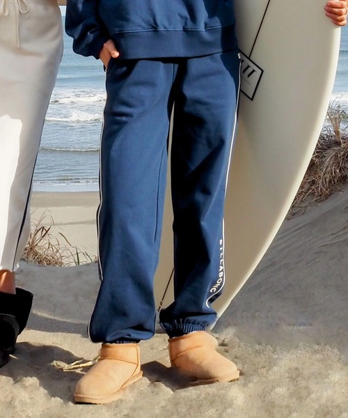 BILLABONG(ビラボン)の「BILLABONG レディース 【SURF CAMP】TRIPLE PALMS SWEAT L セットアップボトムス 【2025年秋冬モデル】/ビラボンセットアップ対応ウエストゴムサイドラインスウェットパンツ(スウェットパンツ・レディース・ネイビー/アイボリー・LARGE/MEDIUM)」の2枚目の写真