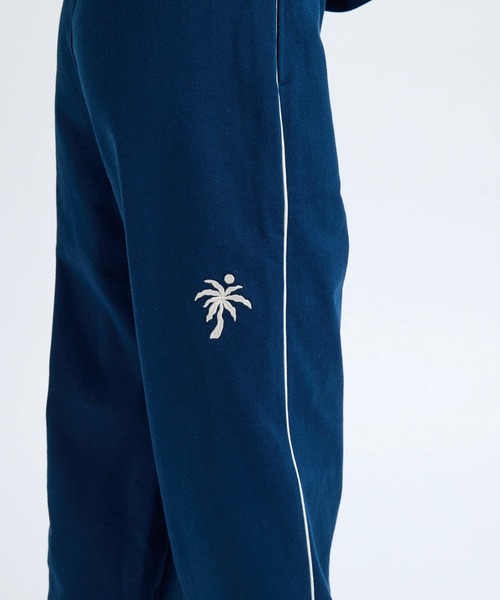 BILLABONG(ビラボン)の「BILLABONG レディース 【SURF CAMP】TRIPLE PALMS SWEAT L セットアップボトムス 【2025年秋冬モデル】/ビラボンセットアップ対応ウエストゴムサイドラインスウェットパンツ(スウェットパンツ・レディース・ネイビー/アイボリー・LARGE/MEDIUM)」の15枚目の写真
