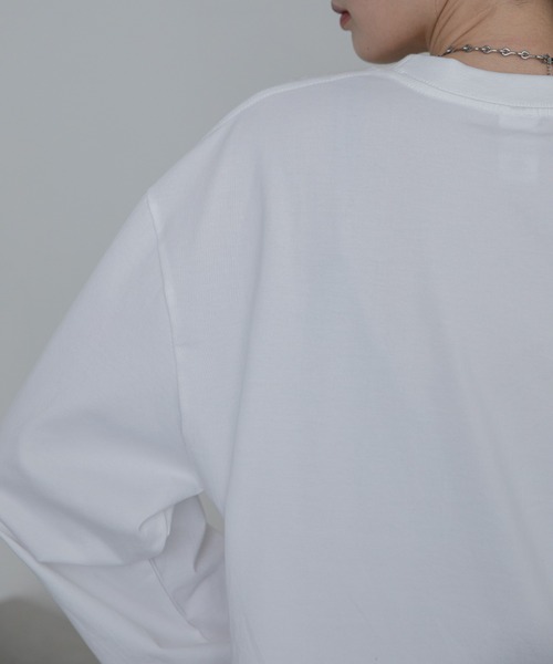 VACANCY(ヴァカンシー)の「ランダムスタッツロングTシャツ/ユニセックス/新色追加(Tシャツ/カットソー・レディース・ホワイト/チャコールグレー/ブラック・FREE)」の4枚目の写真