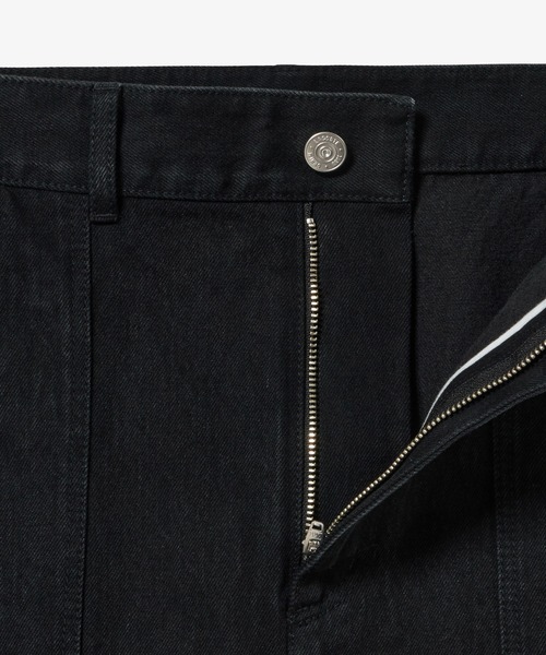 LACOSTE(ラコステ)の「ベイカーデニムスカート(デニムスカート・レディース・ブラック/ネイビー・34/36/38/40)」の5枚目の写真