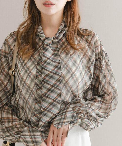 URBAN RESEARCH ROSSO WOMEN(アーバンリサーチ ロッソ)の「チェックボウタイボリュームブラウス(シャツ/ブラウス・レディース・ブラック系その他/ブラウン系その他・FREE)」の2枚目の写真