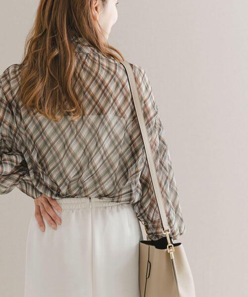 URBAN RESEARCH ROSSO WOMEN(アーバンリサーチ ロッソ)の「チェックボウタイボリュームブラウス(シャツ/ブラウス・レディース・ブラック系その他/ブラウン系その他・FREE)」の4枚目の写真