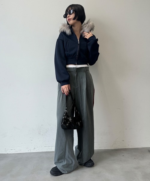 SEN TOKYO(セントーキョー)の「ファーフードクロップドジップアップパーカー(パーカー・レディース・ネイビー/ブラック/グレー・MEDIUM)」の14枚目の写真