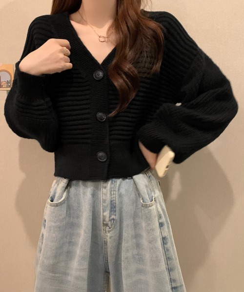 Miniministore(ミニミニストア)の「ニットカーディガン ショート丈 韓国風(ニット/セーター・レディース・ブラック/アイボリー・FREE)」の4枚目の写真