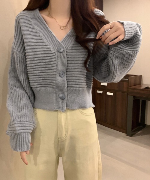 Miniministore(ミニミニストア)の「ニットカーディガン ショート丈 韓国風(ニット/セーター・レディース・ブラック/アイボリー・FREE)」の19枚目の写真
