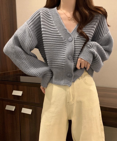 Miniministore(ミニミニストア)の「ニットカーディガン ショート丈 韓国風(ニット/セーター・レディース・ブラック/アイボリー・FREE)」の18枚目の写真