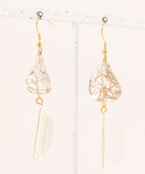 tone(トーン)の「【Willija】金属アレルギー対応《Evil clear》透明ビーズのピアス(MA)(ピアス(両耳用)・レディース・ホワイト/ゴールド・FREE)」の8枚目の写真