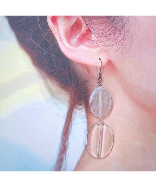 tone(トーン)の「【Willija】金属アレルギー対応《Evil clear》透明ビーズのピアス(MA)(ピアス(両耳用)・レディース・ホワイト/ゴールド・FREE)」の7枚目の写真