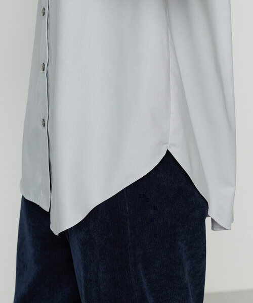 Gabardine K.T(ギャバジンケーティー)の「マイクロスパン フード付きブラウス(シャツ/ブラウス・レディース・ライトグレー/ブラック/オフホワイト・9号)」の6枚目の写真