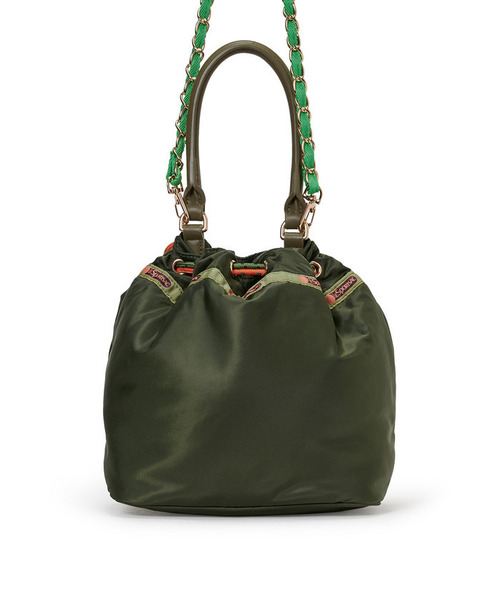 LeSportsac（レスポートサック）の「W DRAWSTRING CHAIN BAG ガイアフレームCD（ショルダーバッグ・レディース・グリーン・FREE）」の6枚目の写真