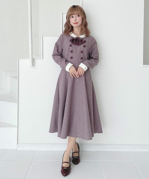 an another angelus（アンアナザーアンジェラス）の「クレリックダブルカラータイ付きワンピース/fint フィント（ワンピース・レディース・ボルドー/グレー・FREE）」の18枚目の写真