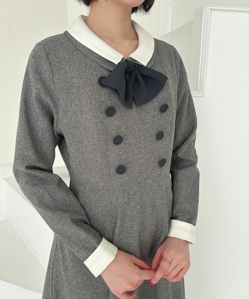 an another angelus（アンアナザーアンジェラス）の「クレリックダブルカラータイ付きワンピース/fint フィント（ワンピース・レディース・ボルドー/グレー・FREE）」の7枚目の写真