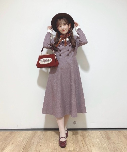 an another angelus（アンアナザーアンジェラス）の「クレリックダブルカラータイ付きワンピース/fint フィント（ワンピース・レディース・ボルドー/グレー・FREE）」の10枚目の写真