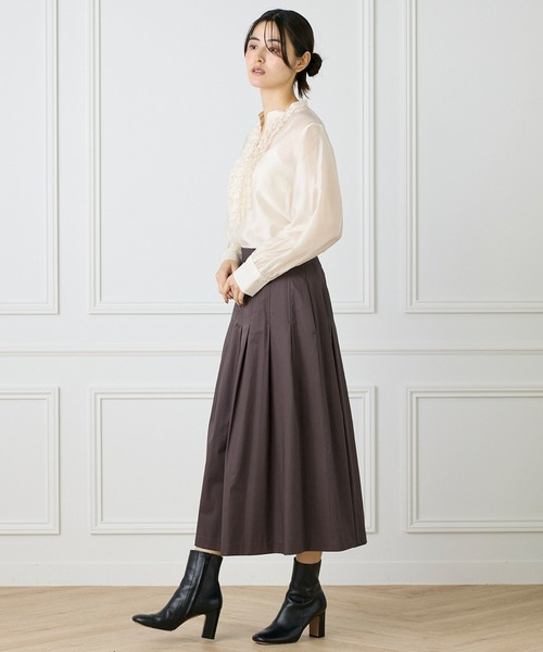 INED（イネド）の「ミクスチャー分繊 ラッフルブラウス（シャツ/ブラウス・レディース・アイボリー/ネイビー・9号/11号）」の18枚目の写真