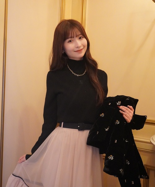 EIMY ISTOIRE（エイミーイストワール）の「ボトルネックリブニットトップス（ニット/セーター・レディース・グレー/ブラック/ホワイト/ピンク・F）」の20枚目の写真