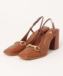 CARRANO（カラーノ）の「【CARRANO】ホースビットバックストラップパンプス(61303C)（パンプス）」