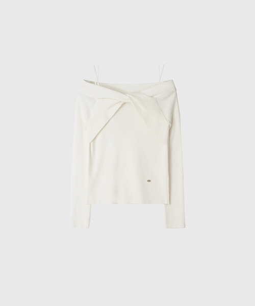 LOOKAST(ルックキャスト)の「リナストリングオフショルダーニット_アイボリー(ニット/セーター・レディース・アイボリー・SMALL/MEDIUM)」の2枚目の写真