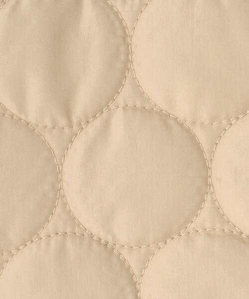 SHOO・LA・RUE（シューラルー）の「【100-150cm/撥水】キルト×ファーリバーシブルブルゾン（ブルゾン・キッズ・ブラック/ナチュラル・10/11/12/13/14/15 ）」の11枚目の写真