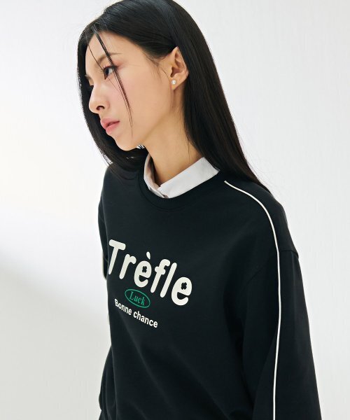 CHASECULT(チェイスカルト)の「レディース パイピング装飾 スウェットTシャツ-DARG5181B03(スウェット・レディース・ブラック・90/85)」の2枚目の写真