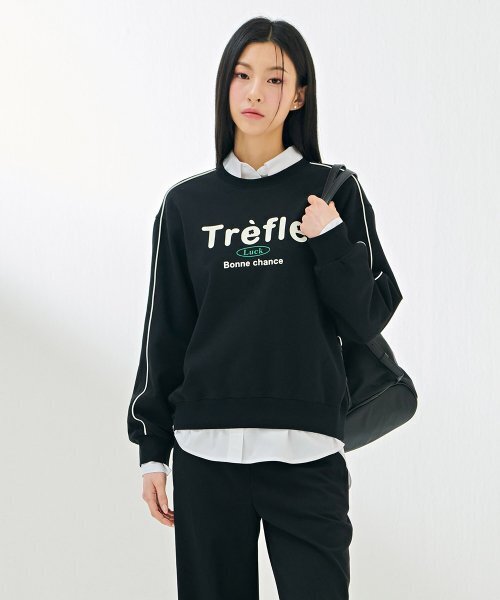 CHASECULT(チェイスカルト)の「レディース パイピング装飾 スウェットTシャツ-DARG5181B03(スウェット・レディース・ブラック・90/85)」の4枚目の写真