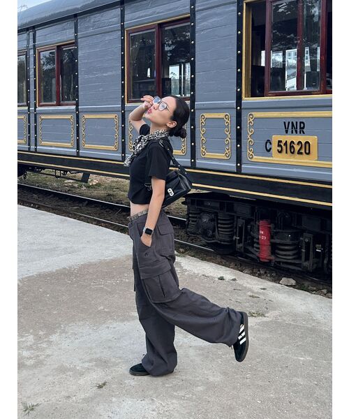 MUSINSA STANDARD WOMAN（ムシンサスタンダードウーマン）の「ウィメンズクルーネッククロップTシャツ[ブラック]（Tシャツ/カットソー・レディース・その他・LARGE/X-SMALL/SMALL/MEDIUM）」の5枚目の写真