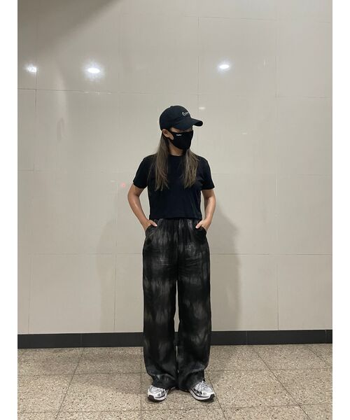 MUSINSA STANDARD WOMAN（ムシンサスタンダードウーマン）の「ウィメンズクルーネッククロップTシャツ[ブラック]（Tシャツ/カットソー・レディース・その他・LARGE/X-SMALL/SMALL/MEDIUM）」の20枚目の写真