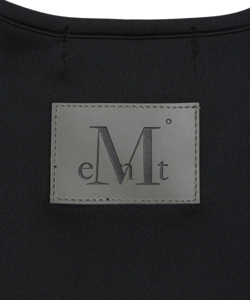 MUCENT（ムセント）の「バーニッシュメタルロゴスパンハーフジップ（Tシャツ/カットソー・レディース・ブラック・FREE）」の4枚目の写真