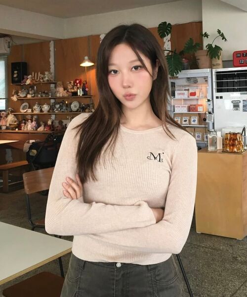 MUCENT(ムセント)の「グリーブラウンドネッククロップリブニット(4カラー)(ニット/セーター・レディース・チャコール/Beige/ホワイト/グレー・FREE)」の7枚目の写真