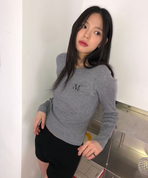 MUCENT(ムセント)の「グリーブラウンドネッククロップリブニット(4カラー)(ニット/セーター・レディース・チャコール/Beige/ホワイト/グレー・FREE)」の10枚目の写真