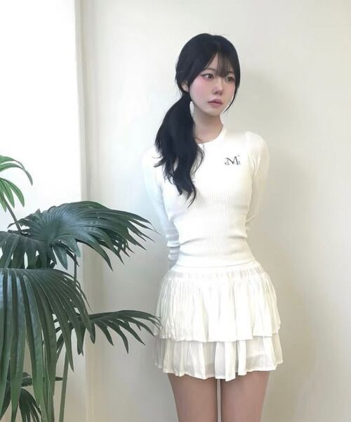 MUCENT(ムセント)の「グリーブラウンドネッククロップリブニット(4カラー)(ニット/セーター・レディース・チャコール/Beige/ホワイト/グレー・FREE)」の14枚目の写真