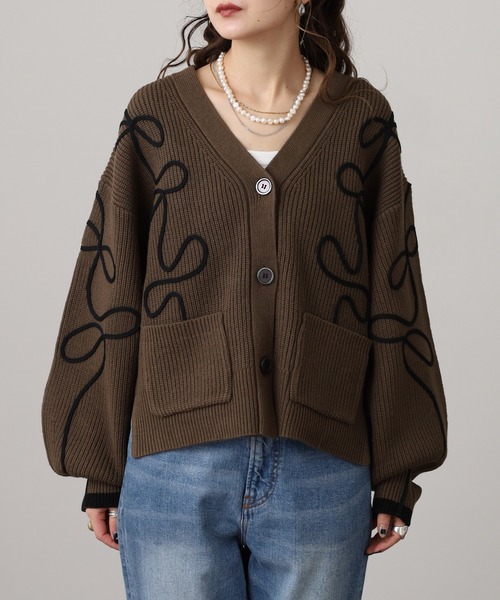 EGLANTINE（エグランティーヌ）の「EGLANTINE コード刺繍カーディガン（カーディガン/ボレロ・レディース・カーキ/チャコールグレー/グレー・38）」の16枚目の写真