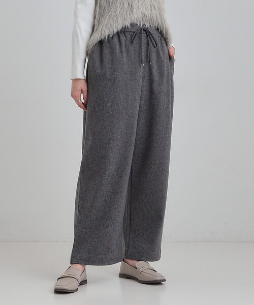 DRESKIP（ドレスキップ）の「【洗濯機可/S-LL/あったか】ラフ過ぎない 大人のイージーワイドパンツ（その他パンツ・レディース・ブラック/グレー/ダークブラウン・01/02/03/04）」の15枚目の写真