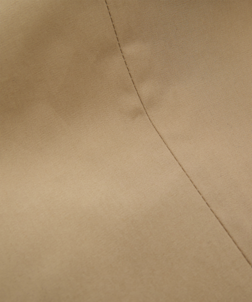 BELLIEF（ベリーフ）の「Gabardine cotton Single Pleat banding chino (Khaki)（その他パンツ・メンズ・その他・MEDIUM/LARGE/X-LARGE）」の6枚目の写真