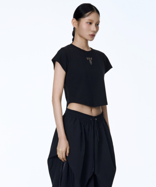71TO96(チル ハナ トゥ グユク)の「Mini Keyring Crop T-Shirt (Black)(Tシャツ/カットソー・レディース・ブラック・FREE)」の3枚目の写真