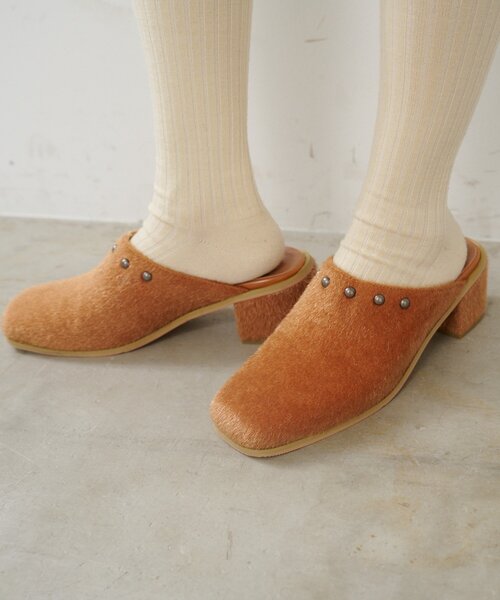 Kastane（カスタネ）の「ハラコラウンドスタッズミュール（サンダル・レディース・ブラウン/キャメル・38/37/36）」の10枚目の写真