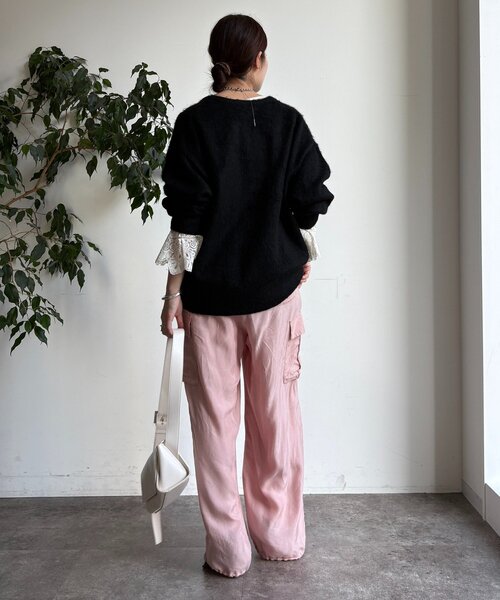 DouDou（ドゥドゥ）の「深Vスリットニット（ニット/セーター・レディース・ライトベージュ/ブラック/グレー/ブルー・FREE）」の9枚目の写真