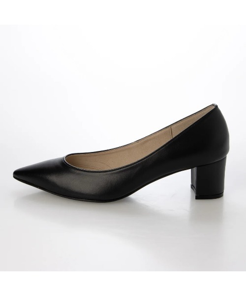 Mode et Jacomo（モードエジャコモ）の「【レイン対応】ポインテッドトゥプレーンパンプス（パンプス・レディース・ライトブラック/ブラック/ベージュ系その他2/ベージュ・23.5cm/23cm/24.5cm/24cm/22.5cm）」の20枚目の写真