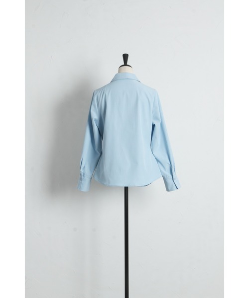 ARVELLIA(アルベリア)の「FOLD FLOW SHIRT(シャツ/ブラウス・レディース・ホワイト/サックスブルー・M)」の15枚目の写真