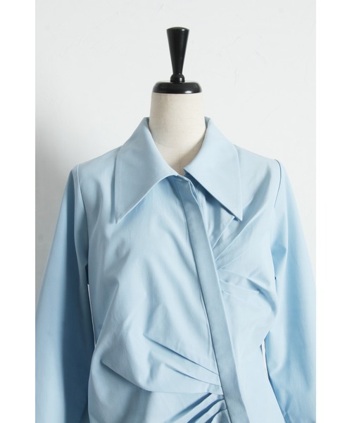 ARVELLIA(アルベリア)の「FOLD FLOW SHIRT(シャツ/ブラウス・レディース・ホワイト/サックスブルー・M)」の16枚目の写真