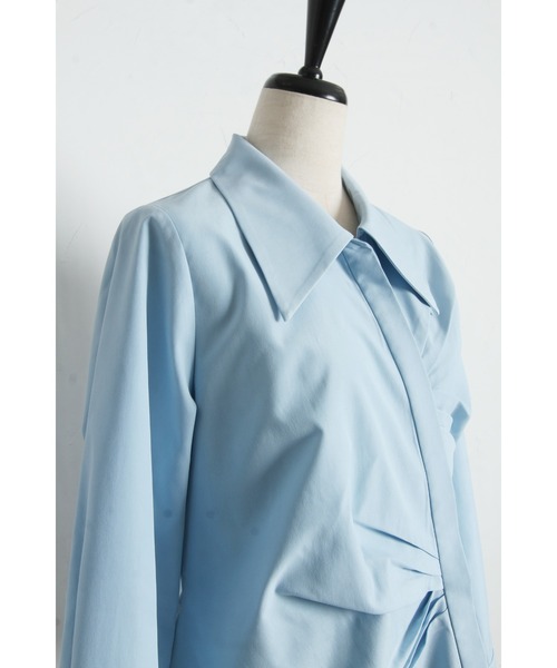 ARVELLIA(アルベリア)の「FOLD FLOW SHIRT(シャツ/ブラウス・レディース・ホワイト/サックスブルー・M)」の17枚目の写真