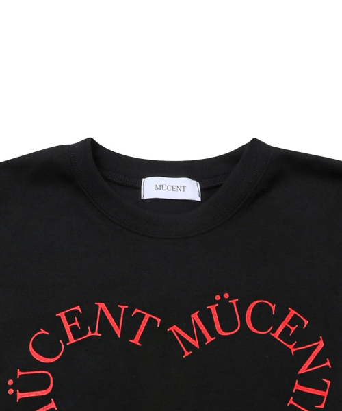 MUCENT(ムセント)の「ハートレタリングルーズフィットスウェット男女共用(4カラー)(スウェット・レディース・ブラック/グレー/スカイブルー/オートミール・LARGE/MEDIUM)」の6枚目の写真