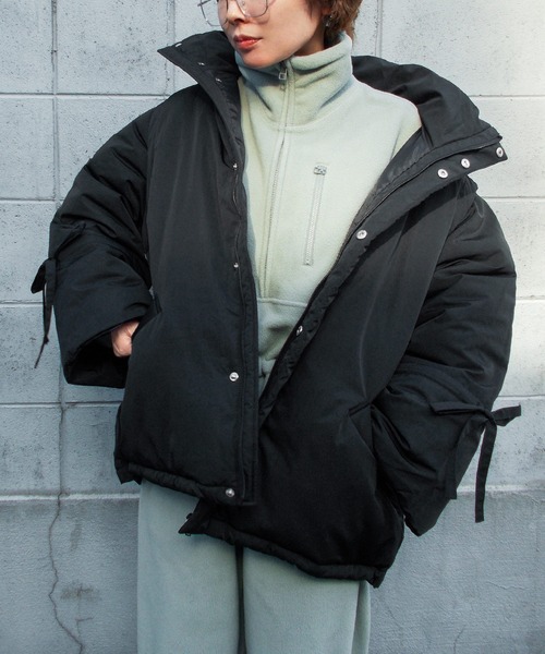 Fashion Letter(ファッションレター)の「T/Nタフタ 2way袖リボン ショートパフジャケット(ダウンジャケット/コート・レディース・アイボリー/モカ/ブラック・M)」の3枚目の写真