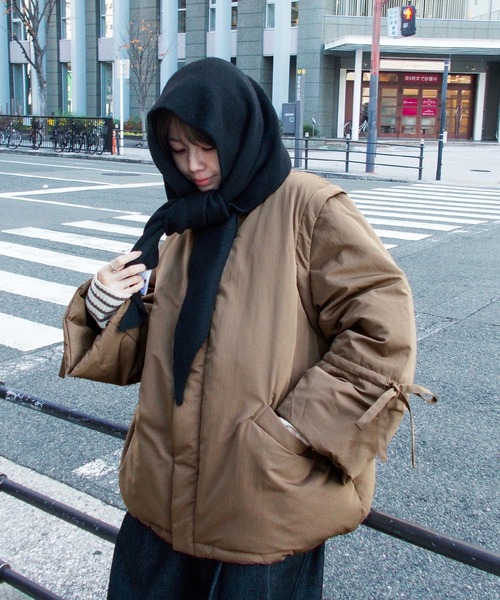 Fashion Letter(ファッションレター)の「T/Nタフタ 2way袖リボン ショートパフジャケット(ダウンジャケット/コート・レディース・アイボリー/モカ/ブラック・M)」の1枚目の写真