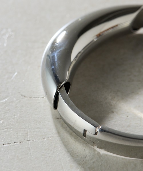 COLLAGE GALLARDAGALANTE（コラージュガリャルダガランテ）の「Sivelle./ステンレスティックバングル（バングル/リストバンド・レディース・シルバー・FREE）」の5枚目の写真