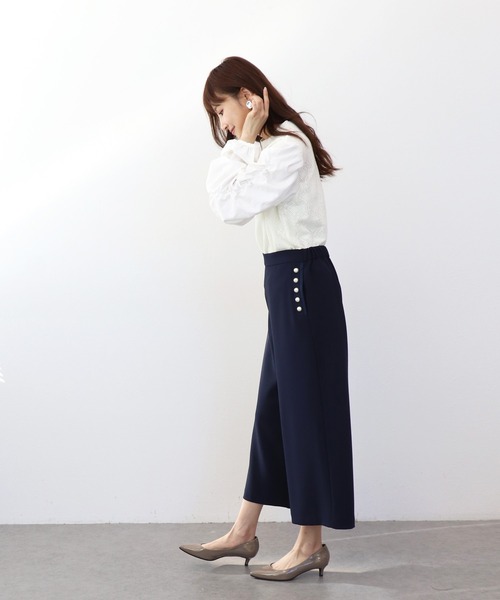 Jines(ジネス)の「モールカットレースギャザーブラウス(シャツ/ブラウス・レディース・ブラック/ホワイト/オレンジ・38)」の18枚目の写真